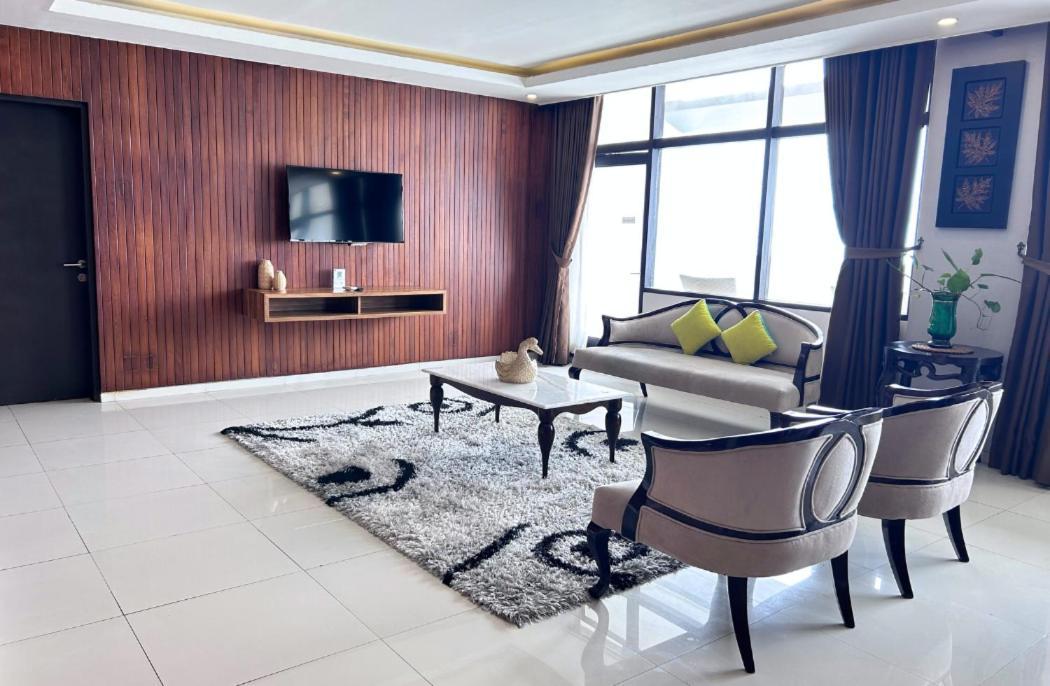 Grand Inna Samudra Beach Cimaja Exterior photo